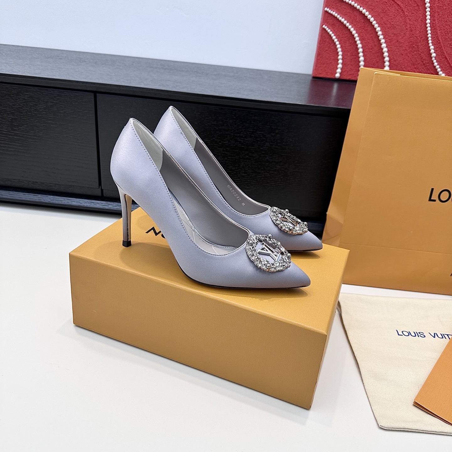 Women's high heels